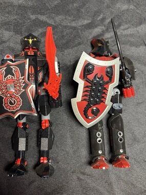 LEGO 2 Knights Kingdom Buildable Figure Sets 8786 & 8795 Lord Vladek